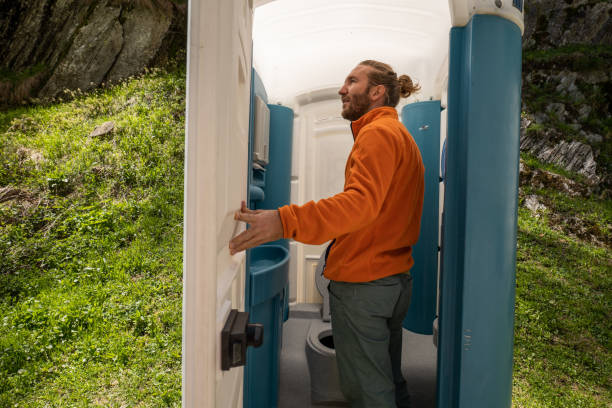 Best Porta potty delivery and setup  in Rossvle, IL